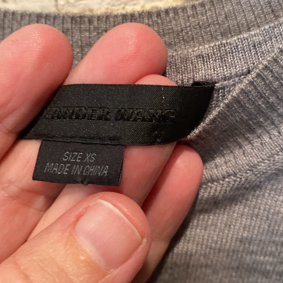 Alexander wang merino wool sweater with back openingsg up. Gray. Xsmall. Pinhole - Picture 3 of 8